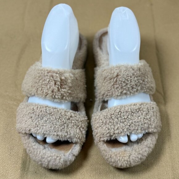 Eileen Fisher Womens Shearling Slip-On Sandals 7.5 Beige Strappy Fuzzy Soft - Picture 1 of 8